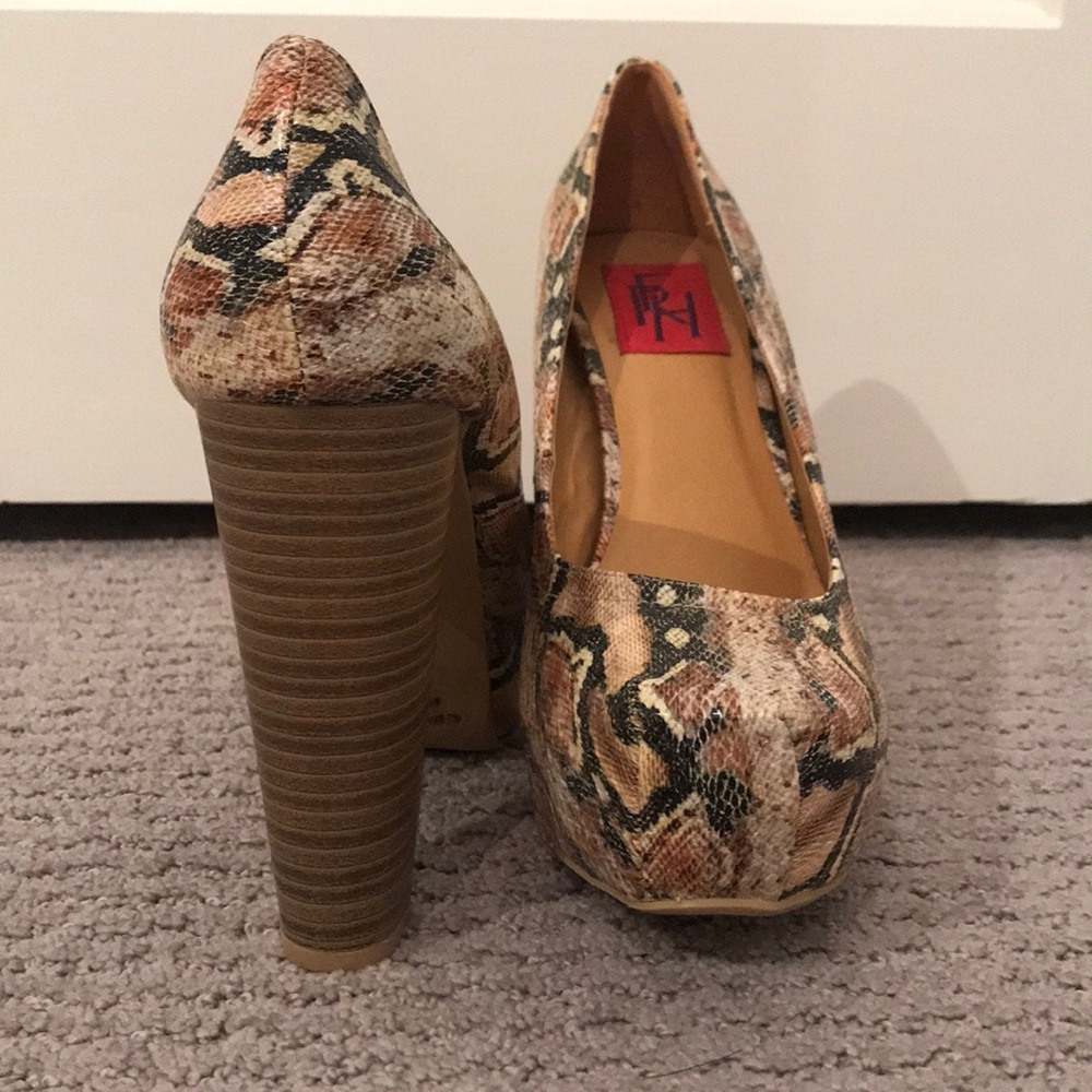 FRH snake skin heels - Picture 2 of 3